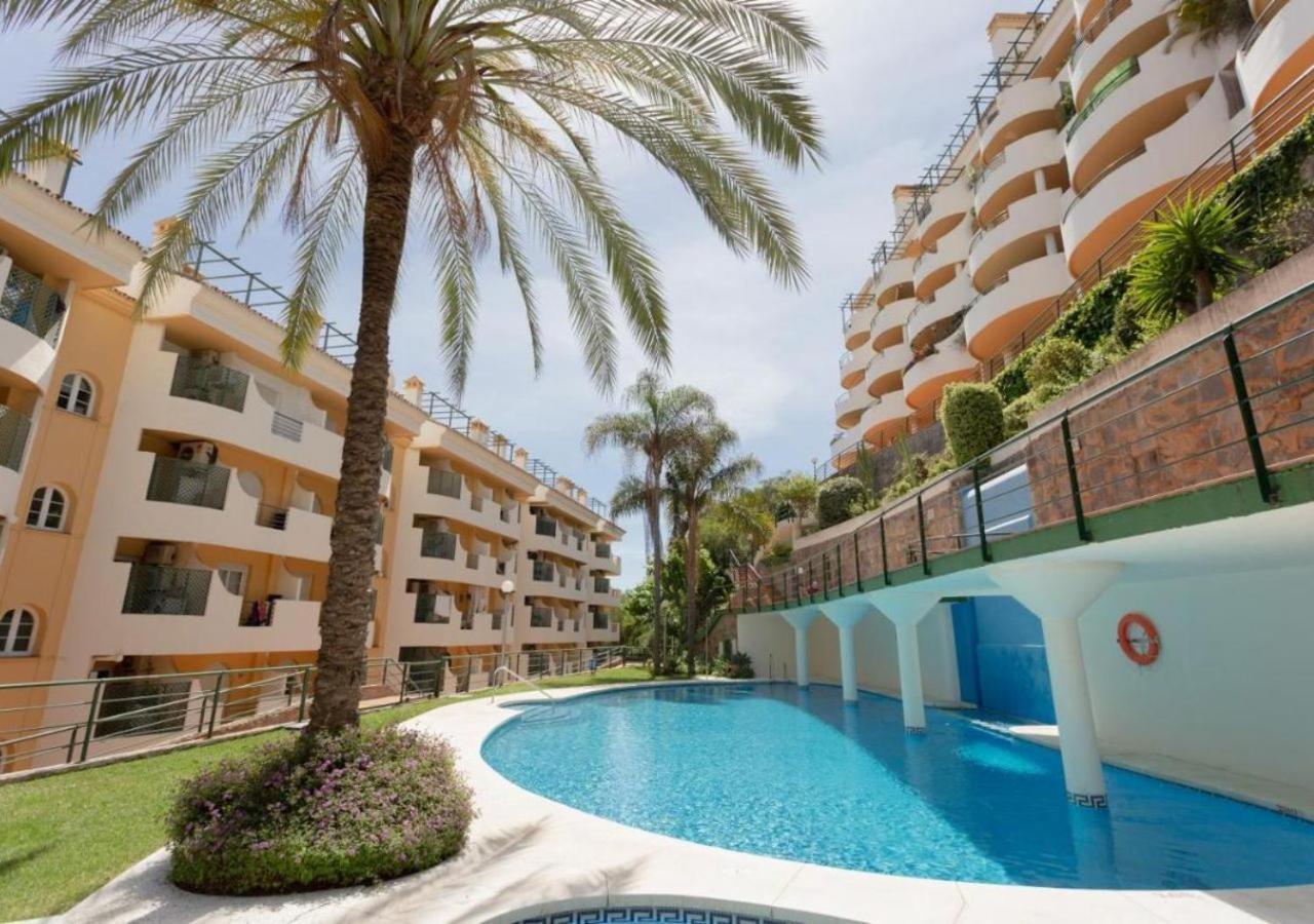 Sunrise With Sea View Apartamento Marbella